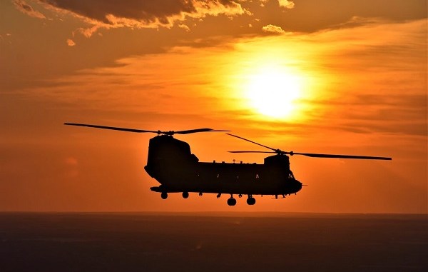 CH-47 Chinook helicopter