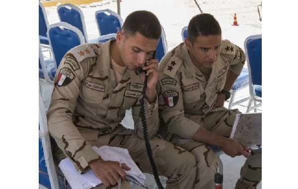 Egyptian paratroopers coordinate CAS w/ Egyptian F-16s during Bright Star 2018 in Egypt. Photo by SrA Amanda Standord, USAF, Sep 13, 2018.