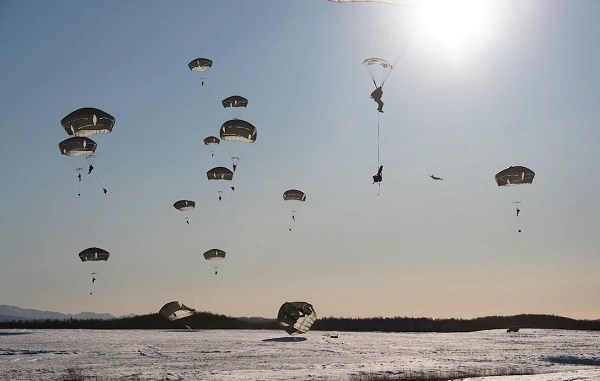 Frosty Descent - Alaska Airborne Operation