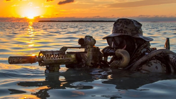 German Frogman (photo Bundeswehr, Andrea Bienert)