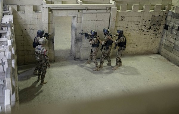 Iraqi CTS CQB training in live-fire shoot house. Photo by SSG Sara Zaler, CJTF OIR, Nov 6, 2018