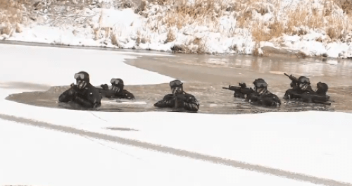 South Korean Special Forces conducting winter training (photo courtesy of ARIRANG.com, Dec 2016)