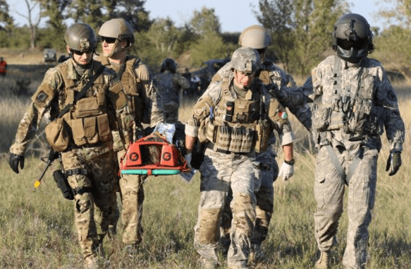 SOCEUR Helicopter Task Force of Army National Guard supporting SOF troop training in Europe (photo SSG Larraine Whetstone - SOCEUR 2016)